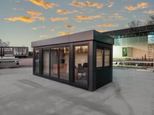 099B3DA1-49A9-4B90-8160-07FC32CCF772.jpg CONTENEDOR DE OFICINA MODELO BLACK PANTHER 240 X 600