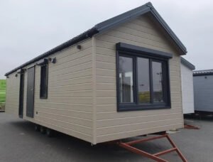 CASA MÓVIL CARLOS 35 M2 (10 X 3,5 M)