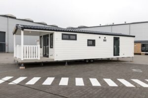 CASA MOVIL BARRY WHITE (12,5 X 4 M)